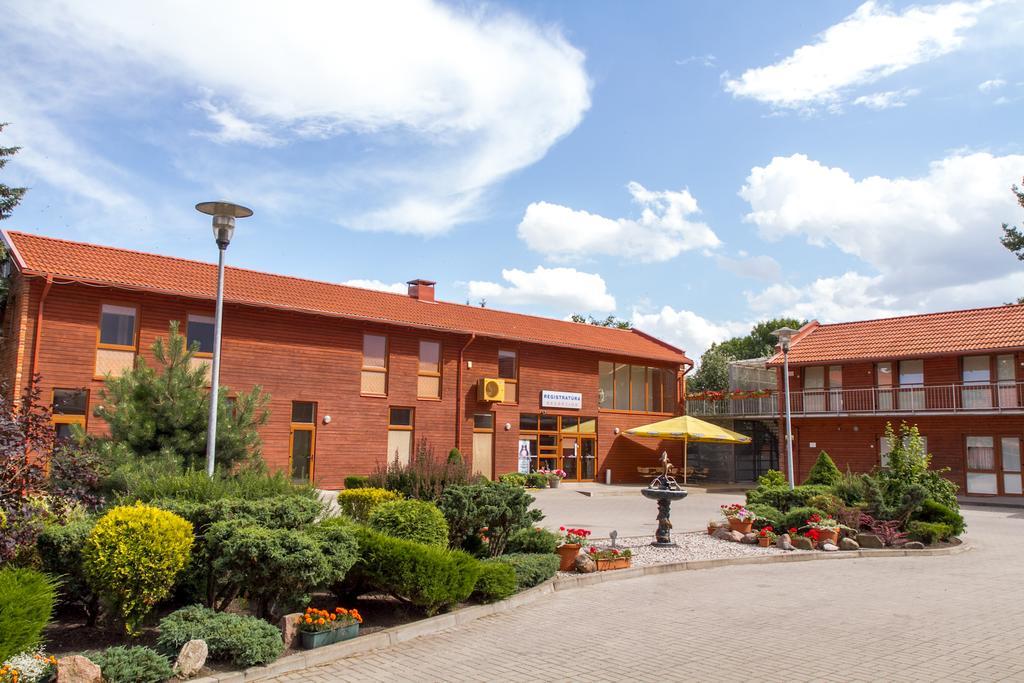 Luna Hotell Marijampolė Exteriör bild